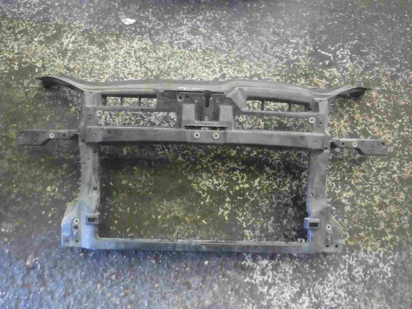 Volkswagen Golf MK5 2003-2009 Aircon Radiator Slam Panel Support Plastic