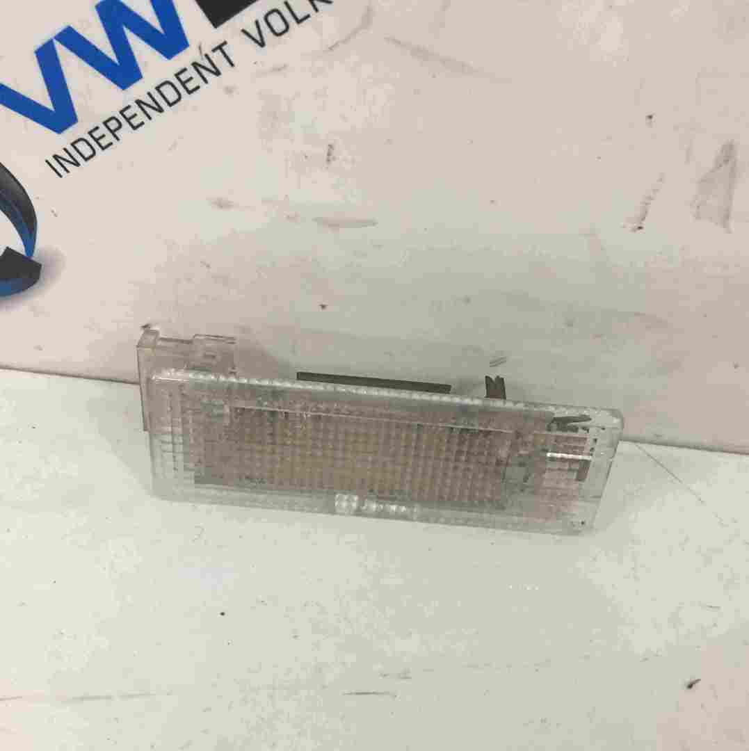 Volkswagen Golf MK5 2003-2009 Boot Tailgate Interior Light 7l6947101A