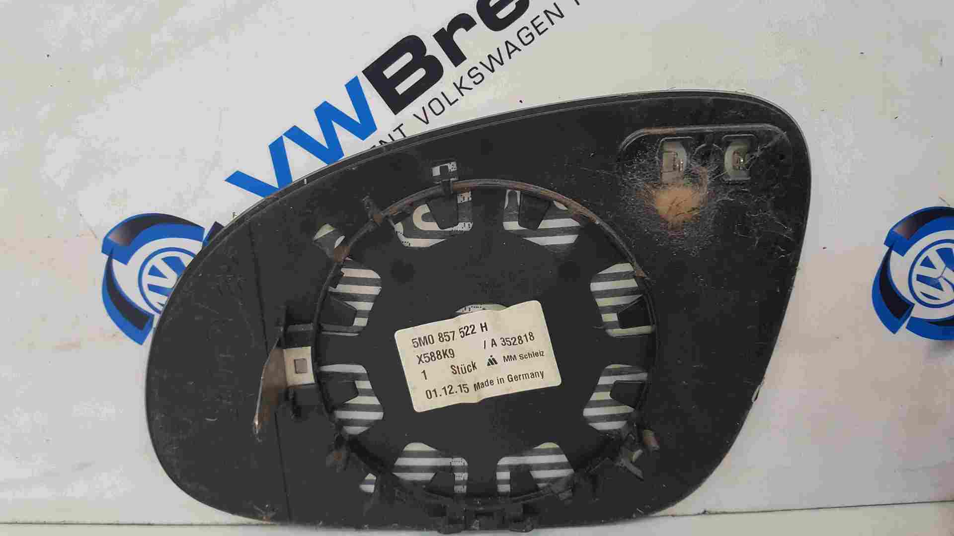 Volkswagen Golf MK5 2003-2009 Drivers OS Wing Mirror Glass