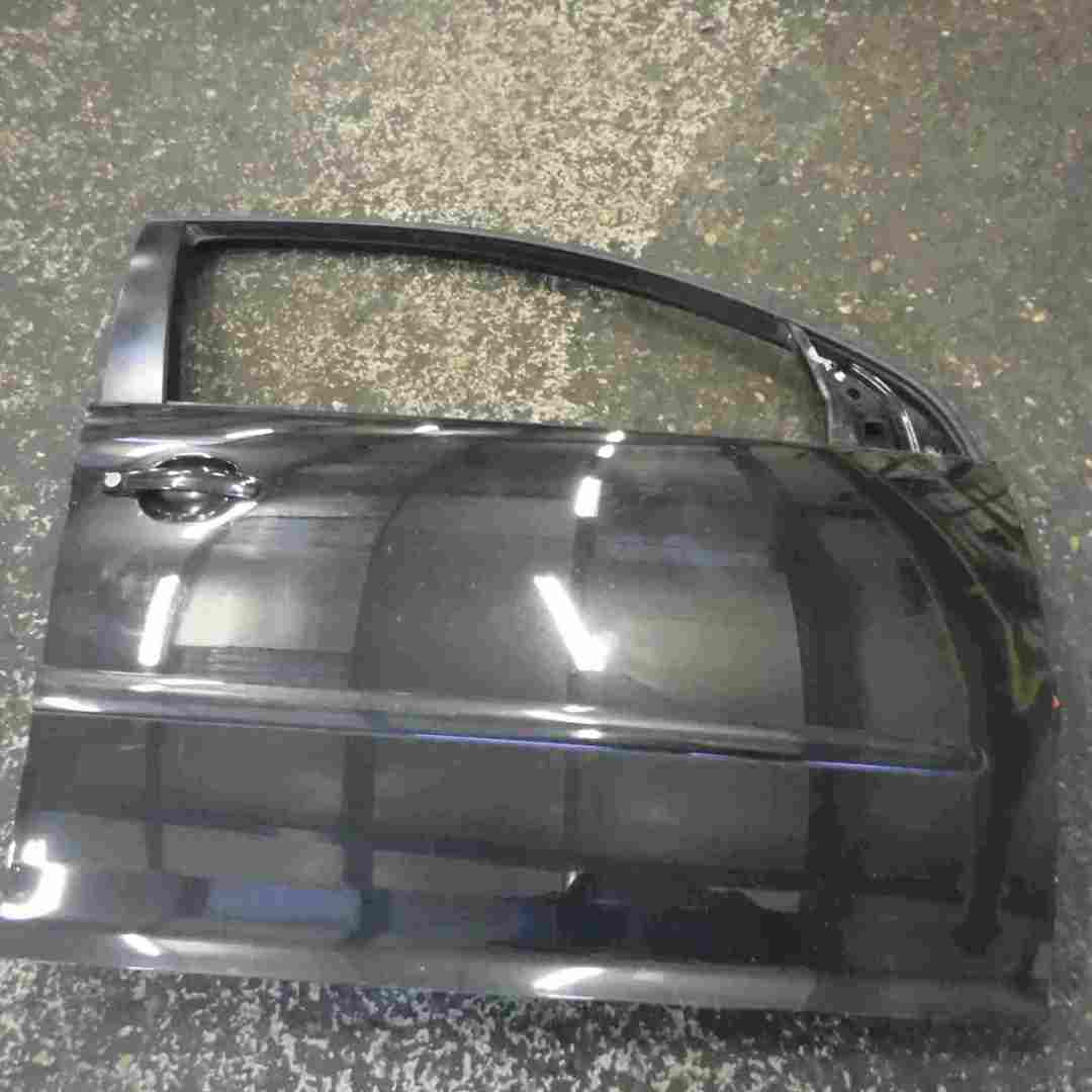Volkswagen Golf MK5 2003-2009 Drivers OSF Front Door Black LC9Z 5dr