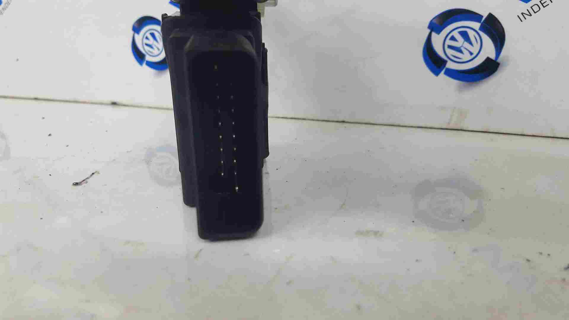 Volkswagen Golf MK5 2003-2009 Drivers OSR Rear Window Motor 5Dr 1K0959704k Black