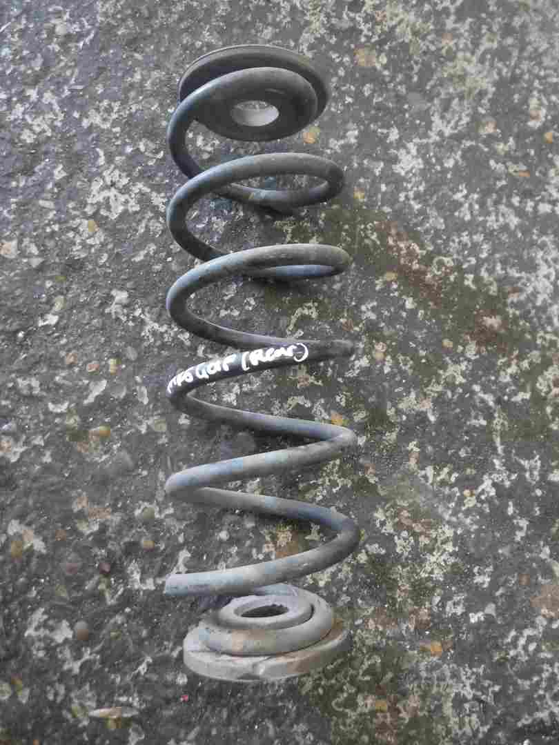 Volkswagen Golf MK5 2003-2009 Drivers Passenger NS OS Rear Spring Suspension