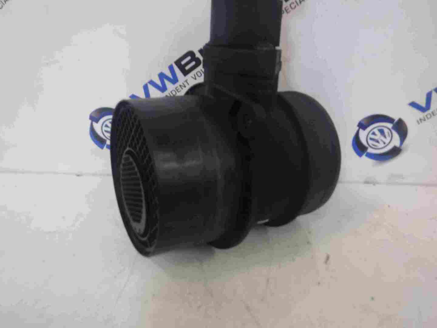Volkswagen Golf MK5 2003-2009 Mass AIR Flow Meter Sensor MAF 074906461B