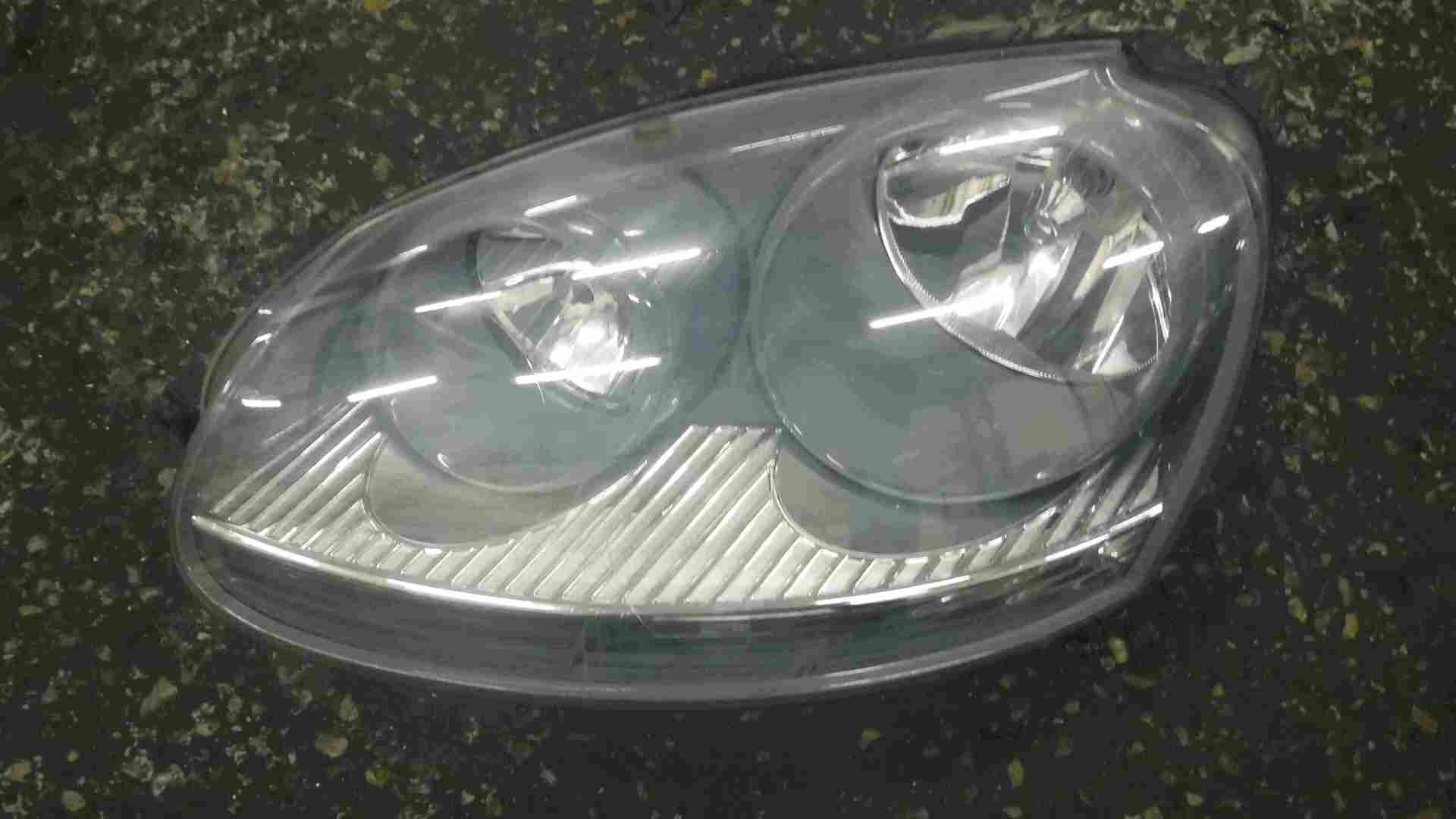 Volkswagen Golf MK5 2003-2009 Passenger NS Headlight Head Lamp 1K6941005Q