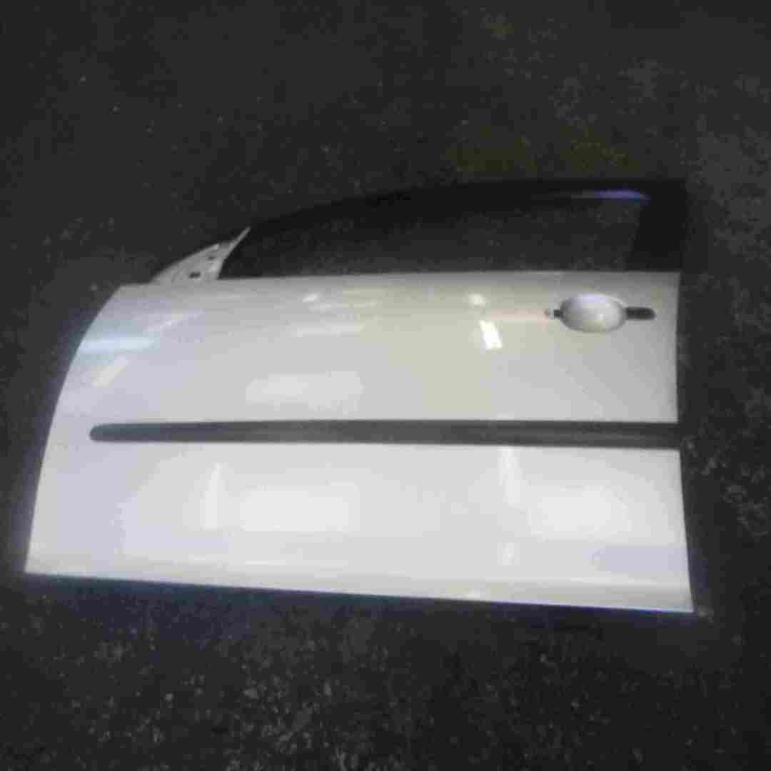 Volkswagen Golf MK5 2003-2009 Passenger NSF Front Door Silver LA7W 5dr