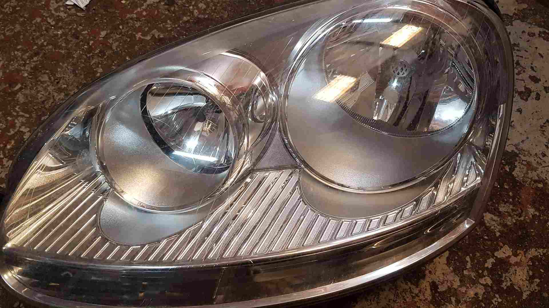 Volkswagen Golf MK5 2003-2009 Passenger NSF Front Headlight