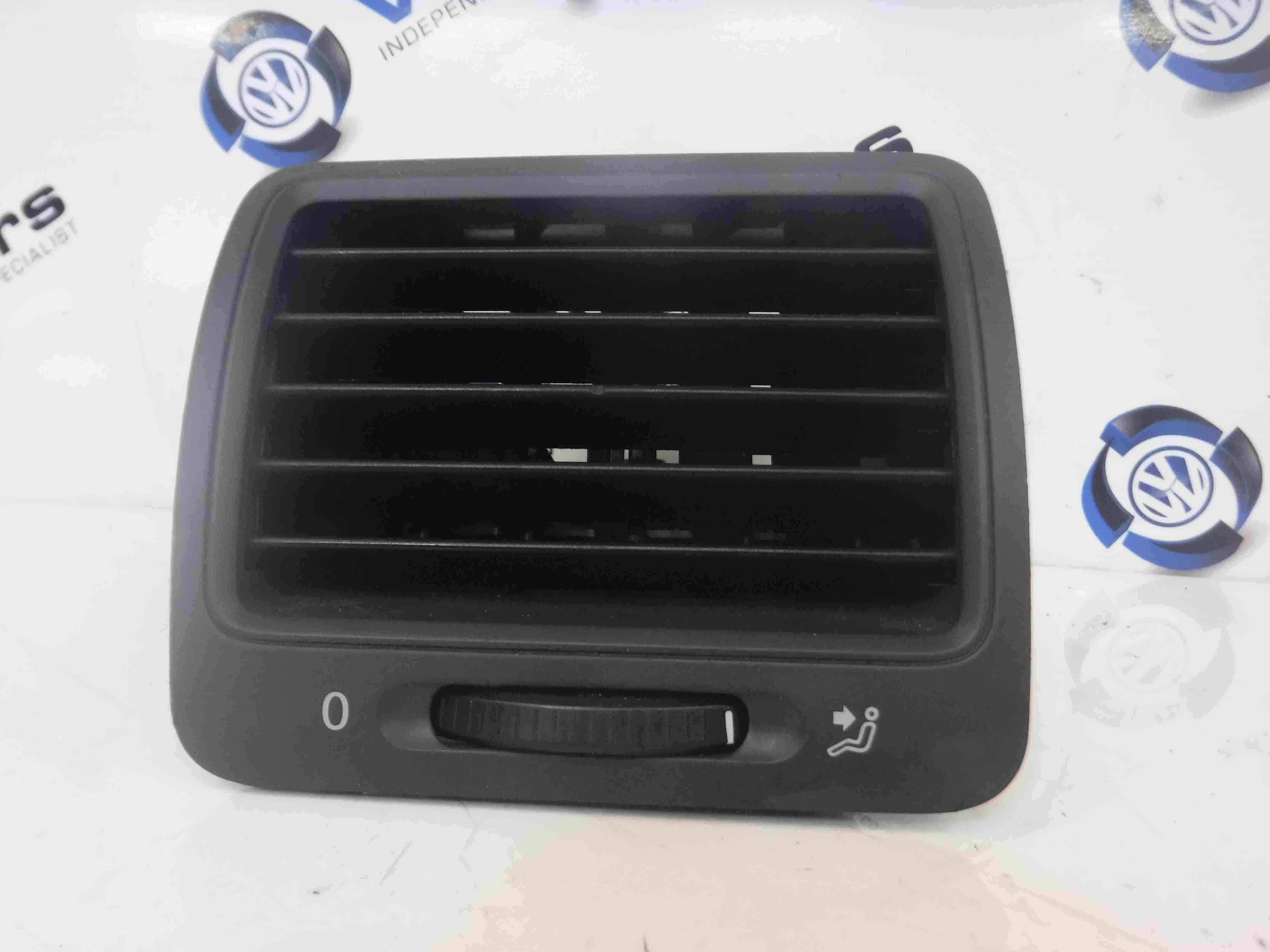 Volkswagen Golf MK5 2003-2009 Estate Passenger NSF Front Heater Vent 1k0819709
