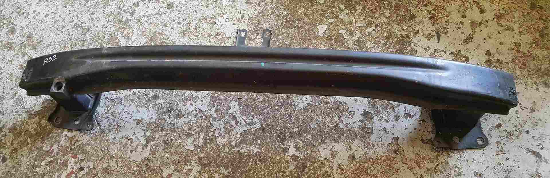 Volkswagen Golf MK5 2003-2009 R32 Front Reinforcement Crash Bar