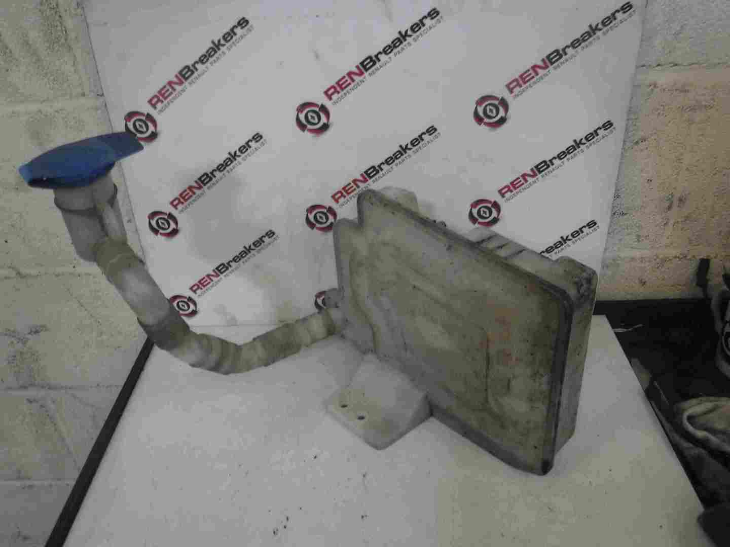 Volkswagen Golf MK5 2003-2009 Windscreen Washer Bottle + Pump