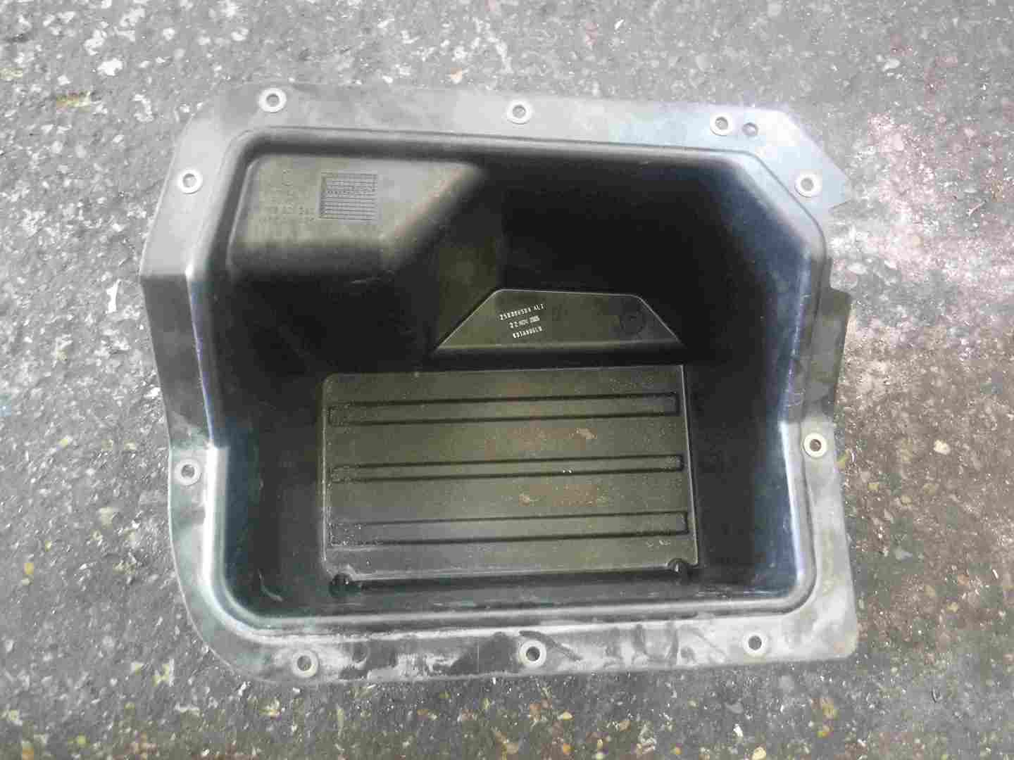 Volkswagen Golf MK5 4 Motion 2003-2009 Rear Battery Box Holder 1K6801287