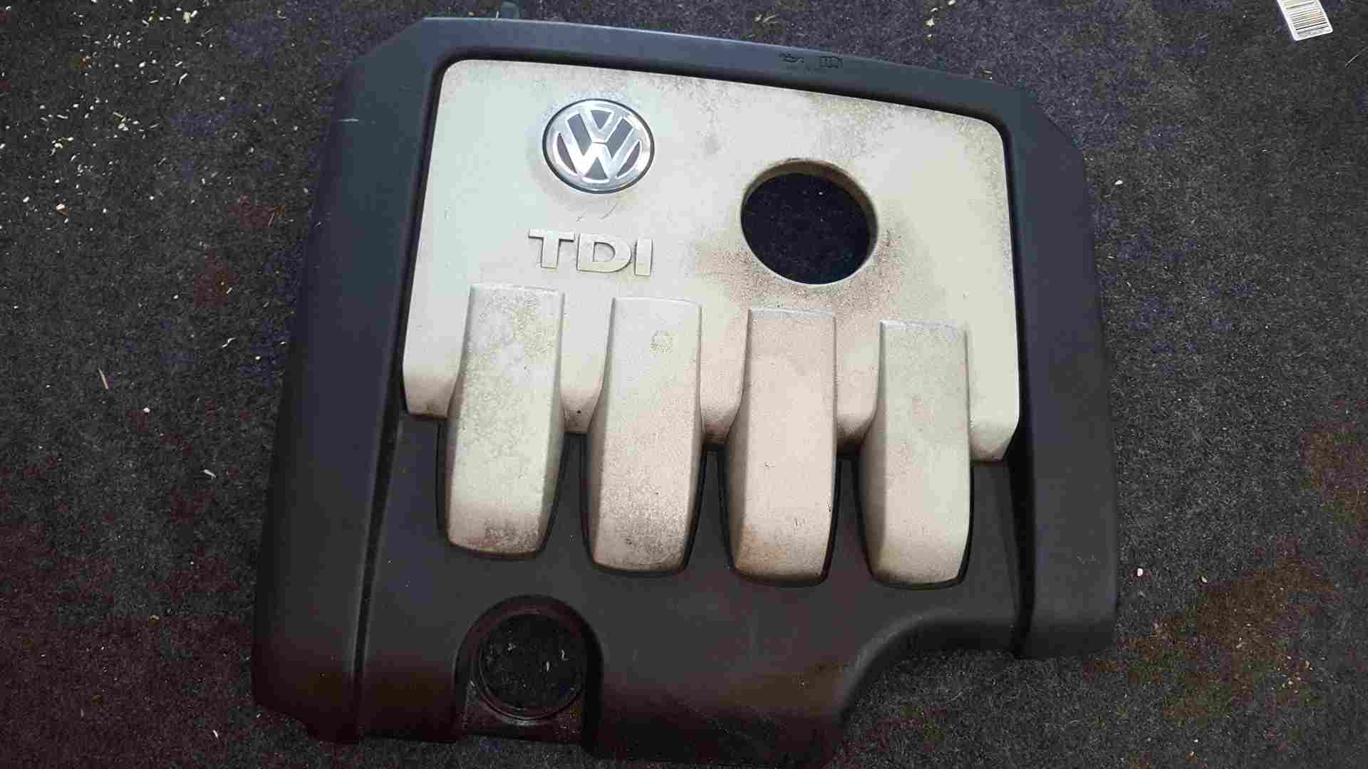 Volkswagen Golf MK5 Passat 2003-2009 TDI Engine Cover Plastic 03G103925bp
