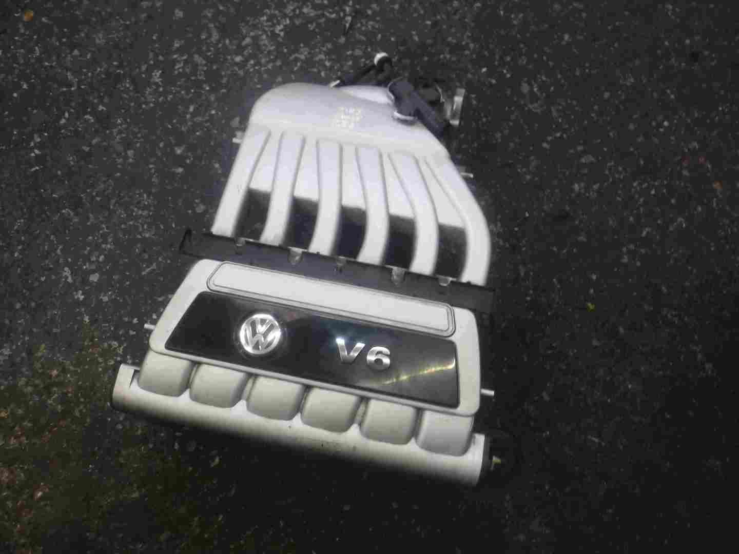 Volkswagen Golf MK5 R32 2003-2009 3.2 Inlet Intake Manifold BUB 022133203C