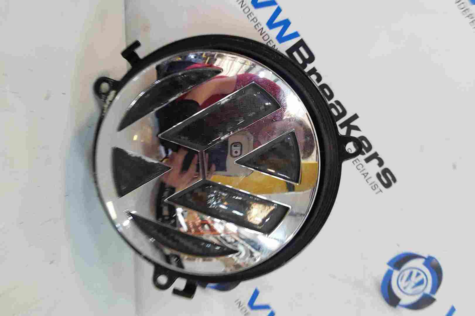 Volkswagen Golf MK5 R32 2003-2009 Boot Badge Button Carbon Effect 3C5827469D