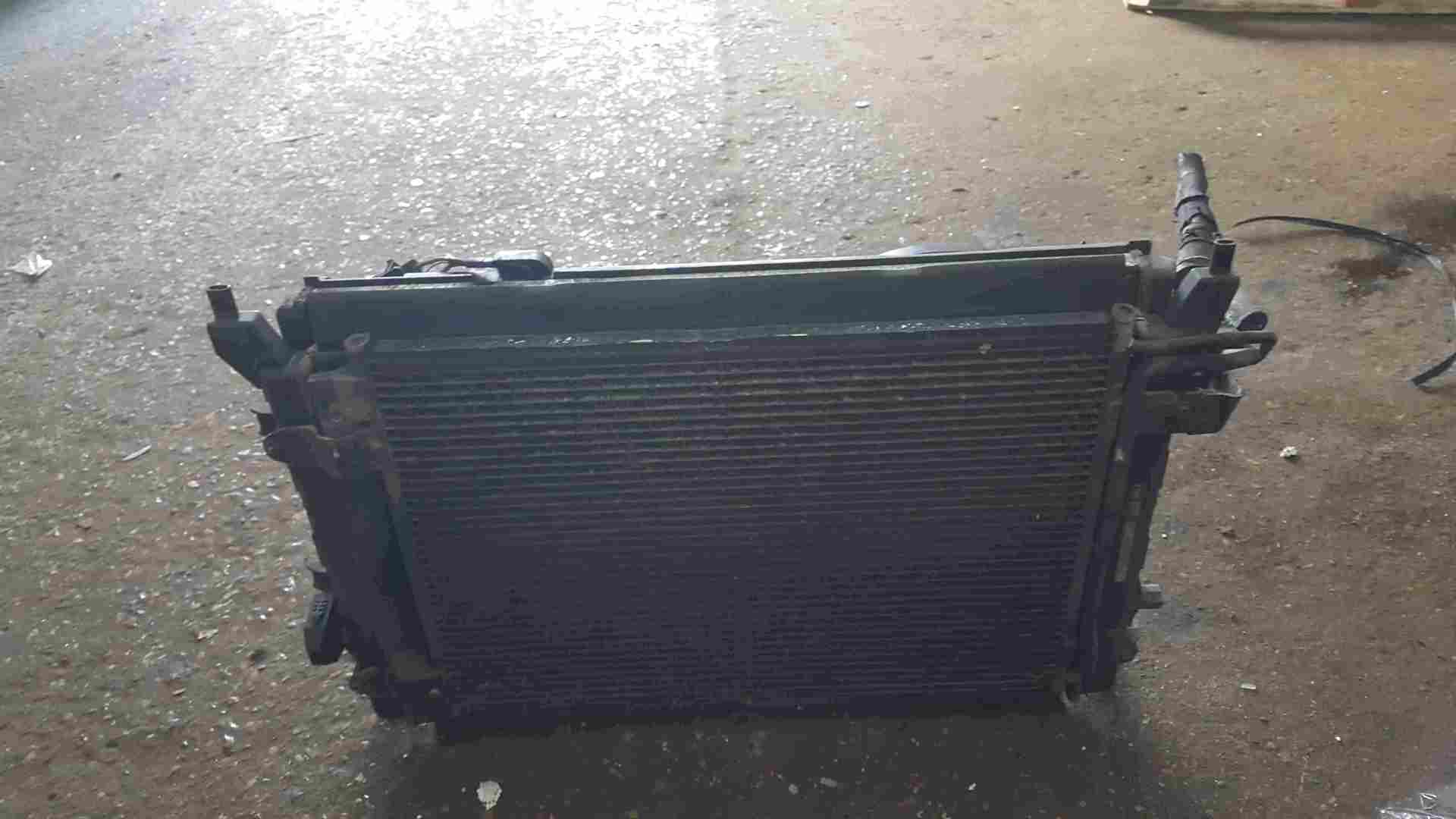 Volkswagen Golf MK6 2009-2012 1.4 TSi Radiator Rad Pack Cooling Fan 1K0121253BB