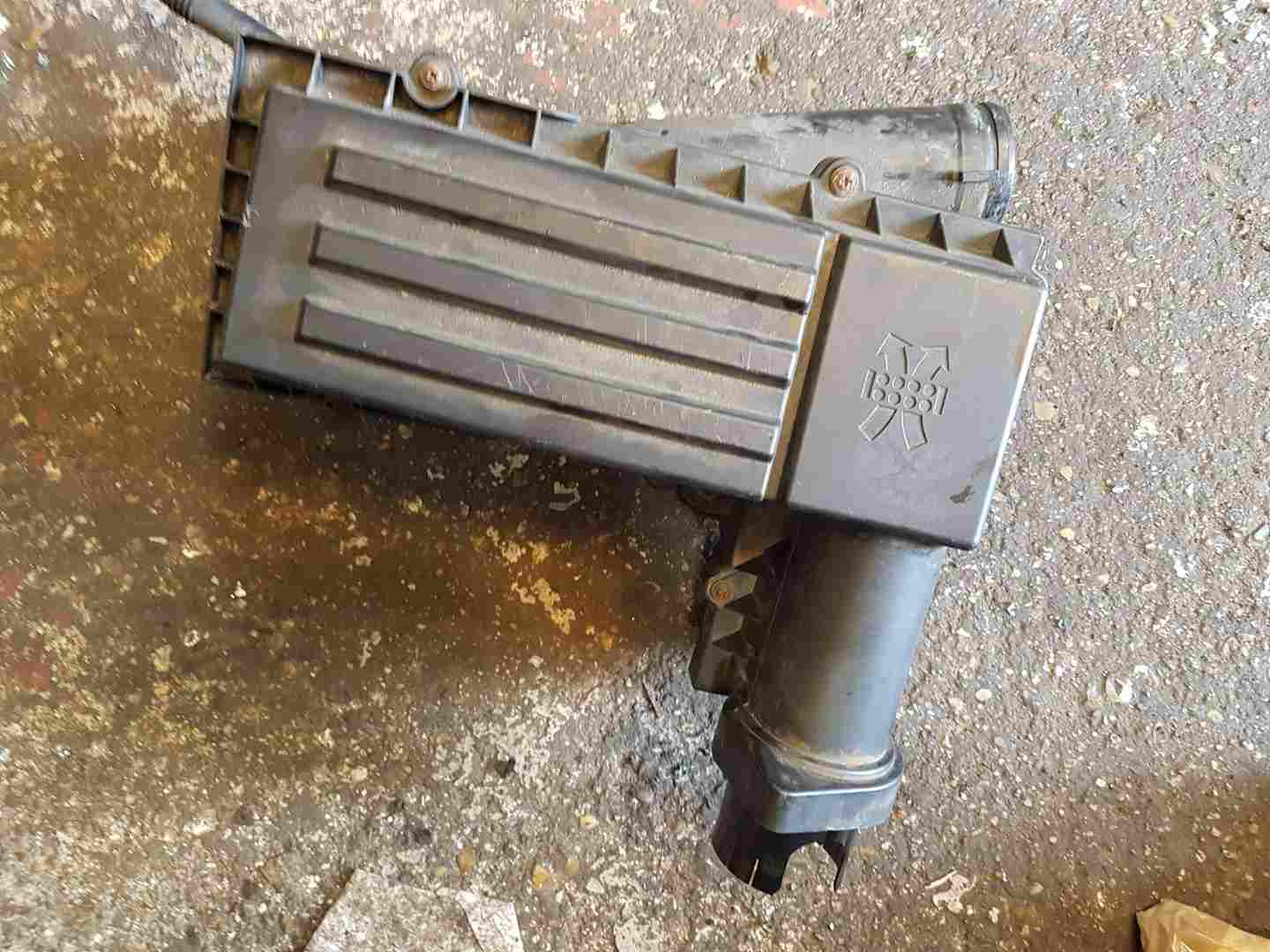 Volkswagen Golf MK6 2009-2012 1.6 TDI Airbox Filter Housing Cayc 3C0129607bd