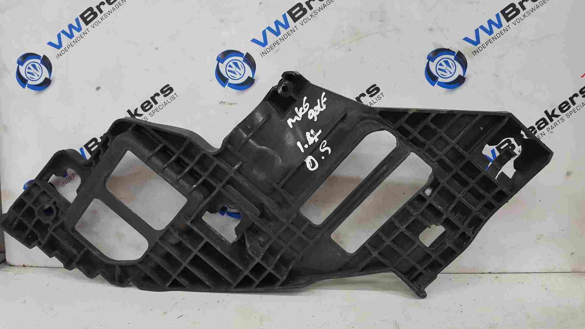 Volkswagen Golf MK6 2009-2012 Drivers OSF Front Bumper Headlight Support Bracket