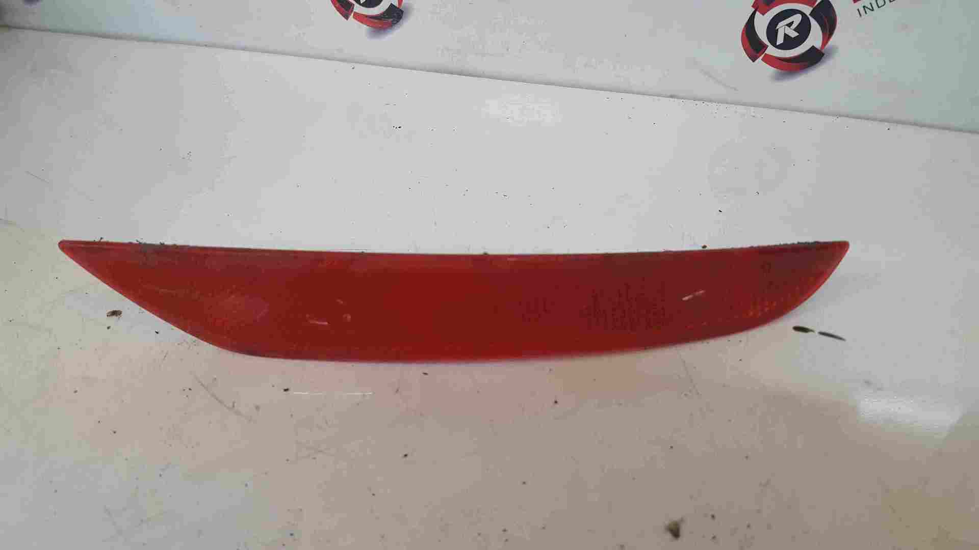Volkswagen Golf MK6 2009-2012 Drivers OSR Rear Bumper Reflector Light 6K0945106A