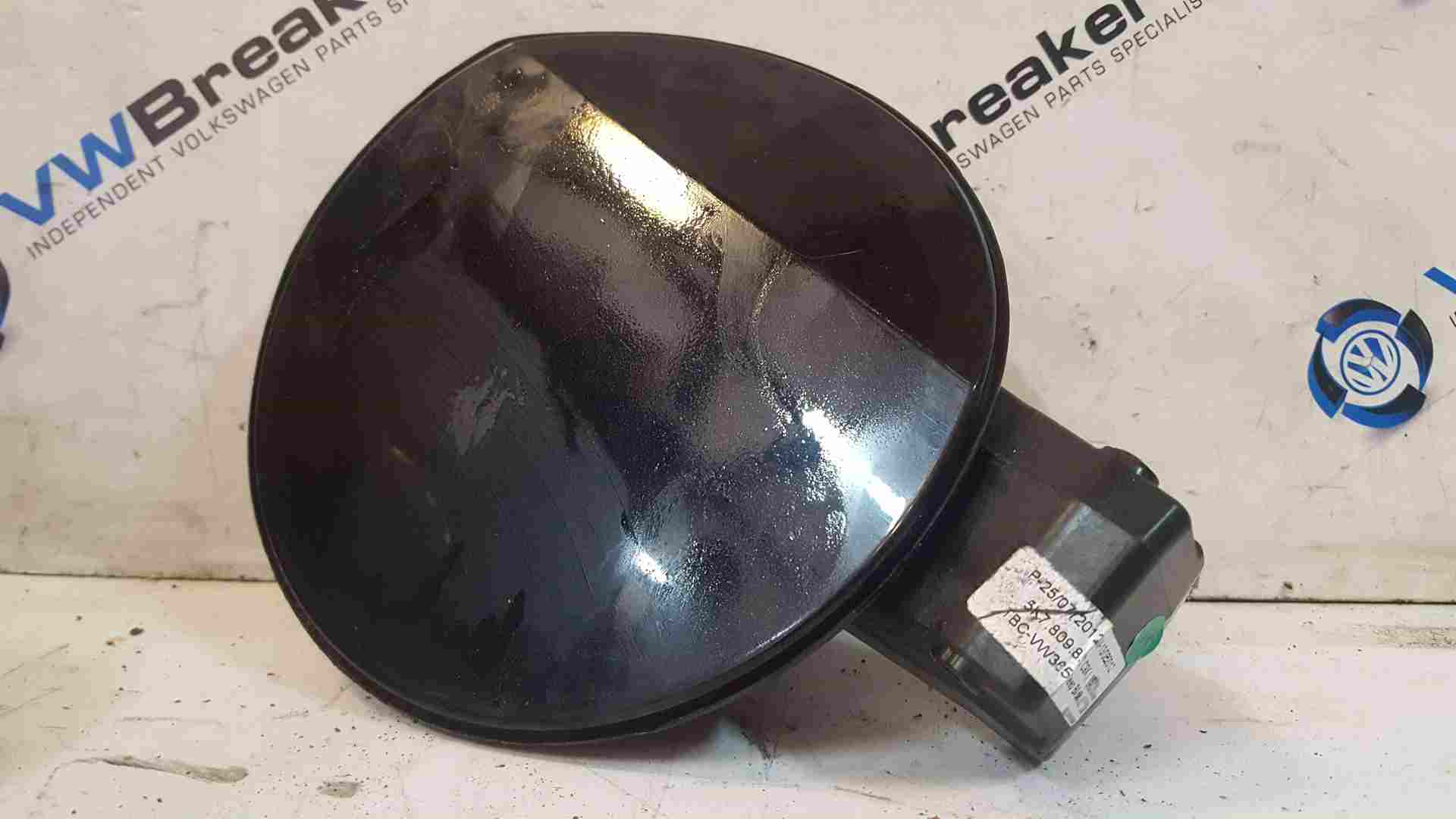 Volkswagen Golf MK6 2009-2012 Fuel Flap Cover + Backing Black Lc9x  5K7010791T