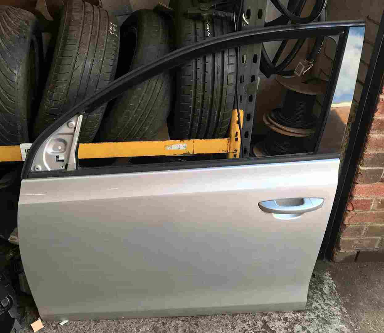Volkswagen Golf MK6 2009-2012 Passenger NSF Front Door Silver LA7W 5dr