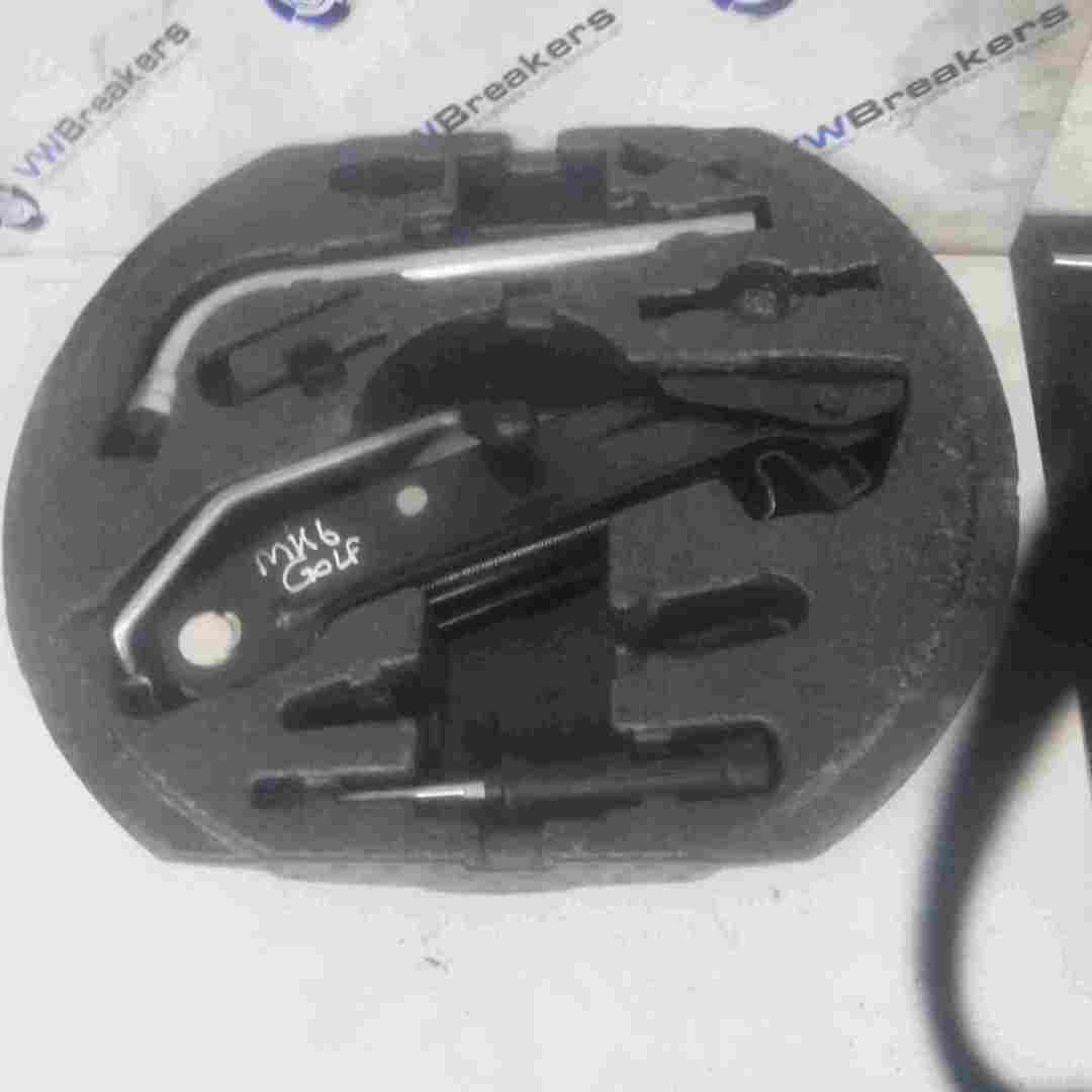 Volkswagen Golf MK6 2009-2012 Spare Wheel Jack Set