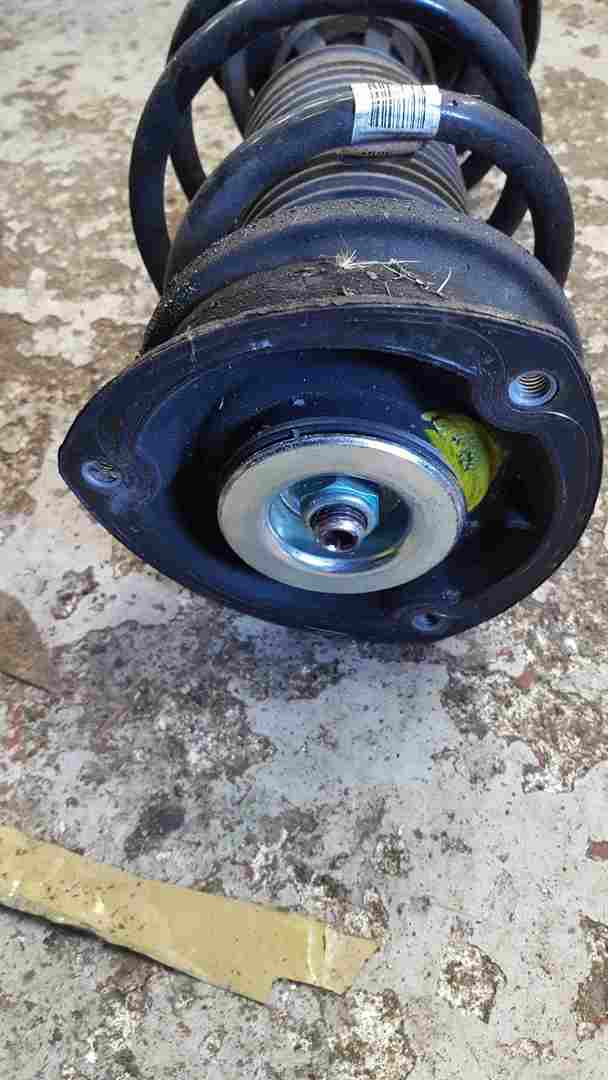 Volkswagen Golf MK7 2012-2017 1.6 2.0 TDI Drivers OSF Front Spring LEG