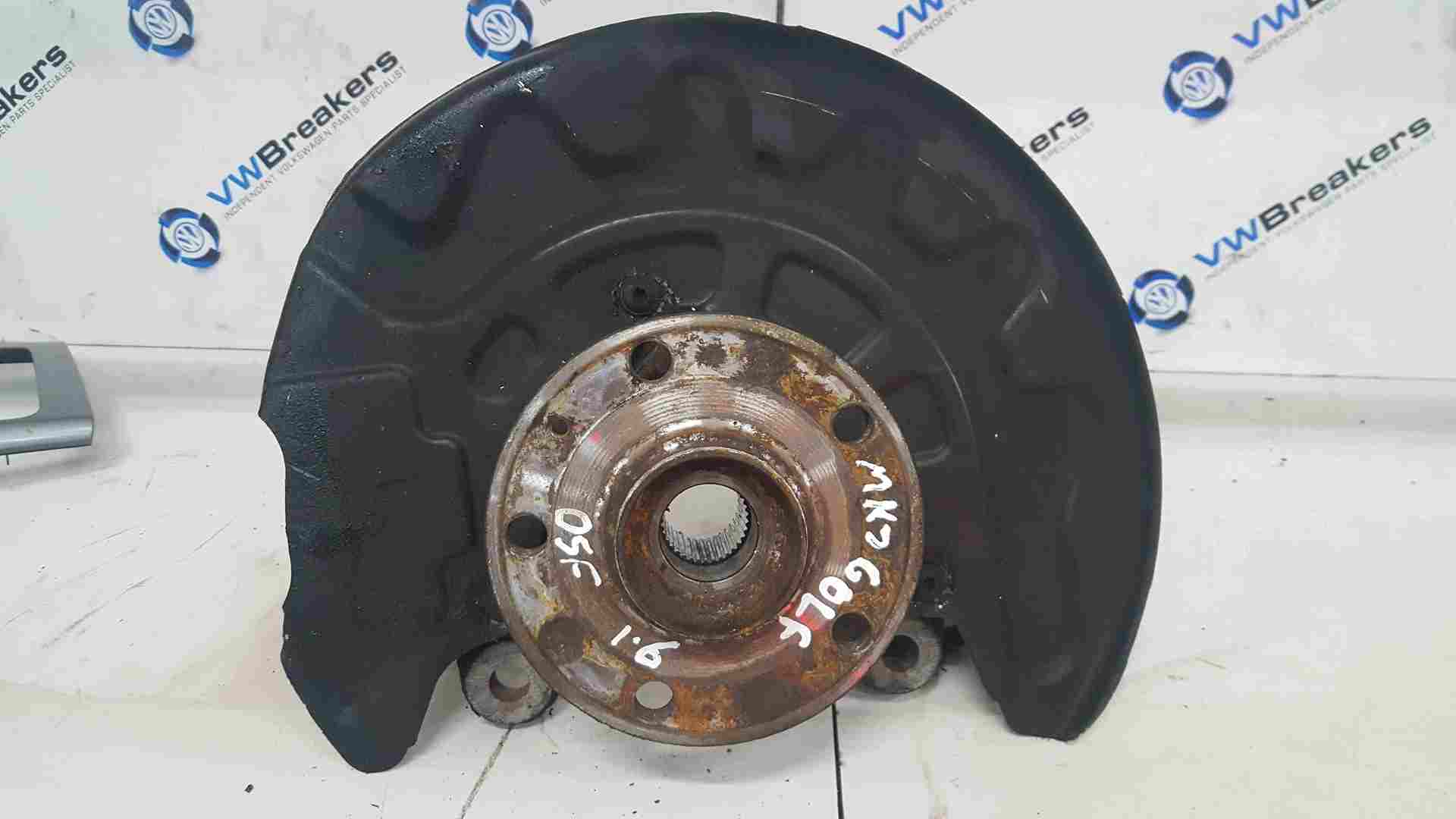 Volkswagen Golf MK7 2012-2017 1.6 TDI Drivers OSF Front Wheel HUB