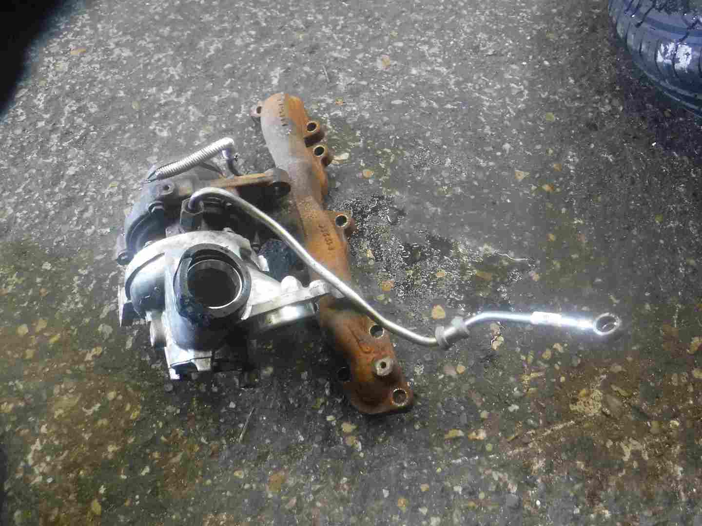 Volkswagen Golf MK7 2012-2017 1.6 TDi Turbo Charger Unit CLHA 04L253816H