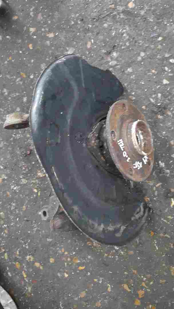 Volkswagen Golf MK7 2012-2017 2.0 TDi Passenger NSF Front Wheel Hub