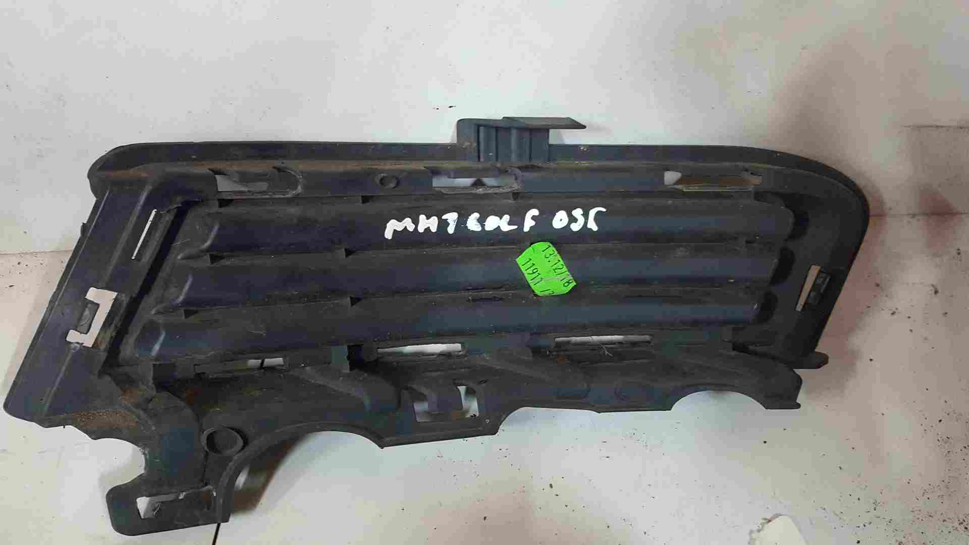 Volkswagen Golf MK7 2012-2017 Drivers OSF Front Bumper Grill Insert 5G0853212D