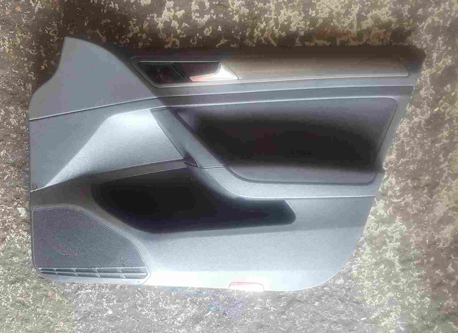 Volkswagen Golf MK7 2012-2017 Drivers OSF Front Door Card