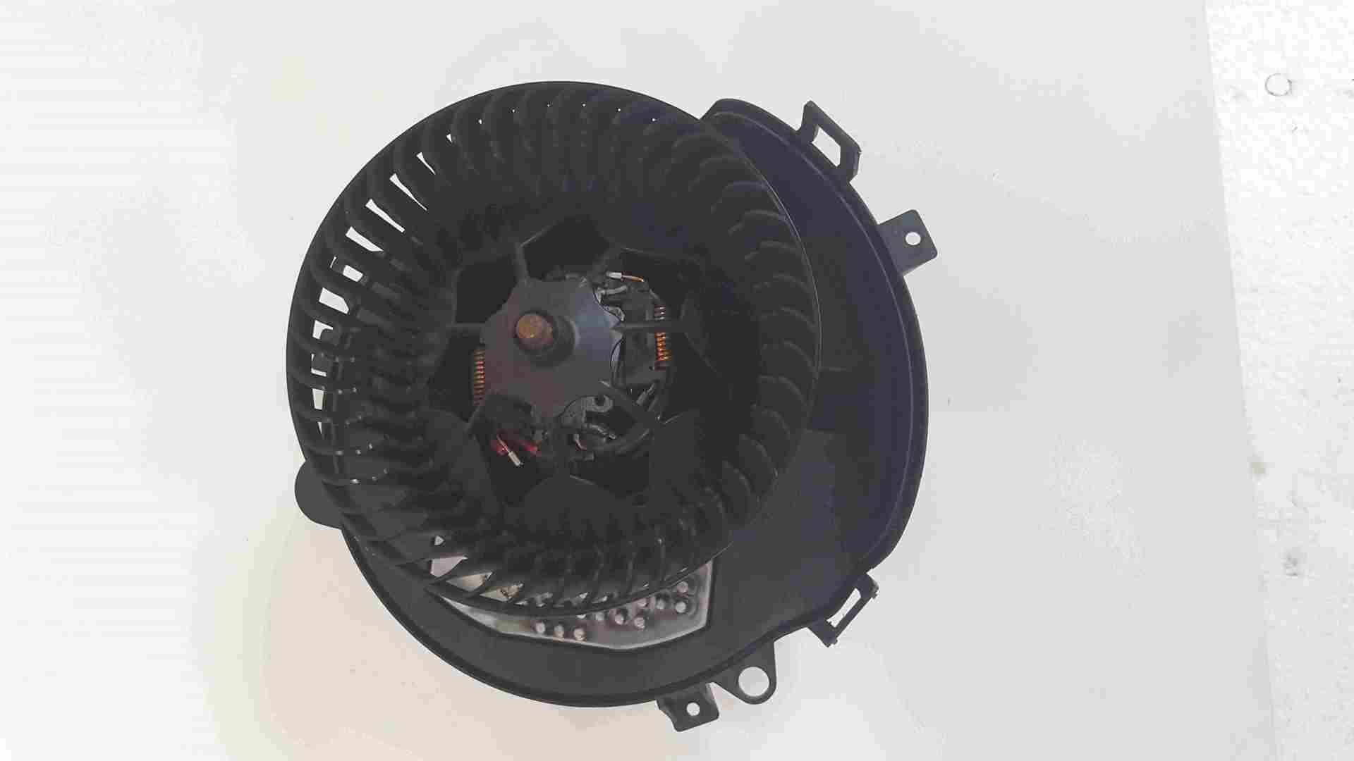 Volkswagen Golf MK7 2012-2017 Heater Blower Motor Fan 5Q0907521D