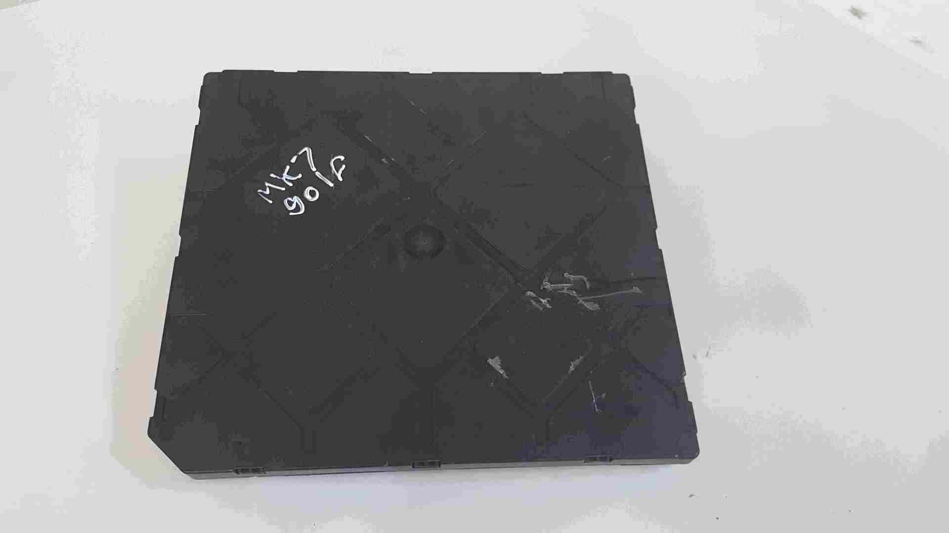 Volkswagen Golf MK7 2012-2017 Onboard Supply Control Module Unit 5Q0937084R