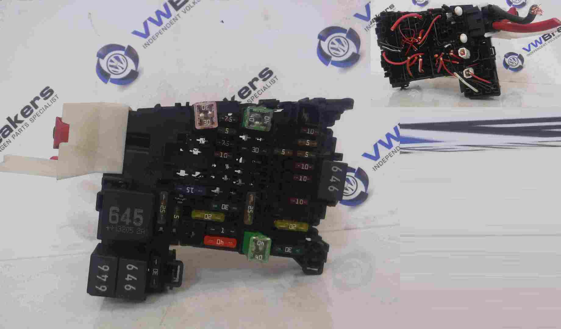 Volkswagen Golf MK7 2012-2017 Relay Fuse Box Board Module 5Q0937615C