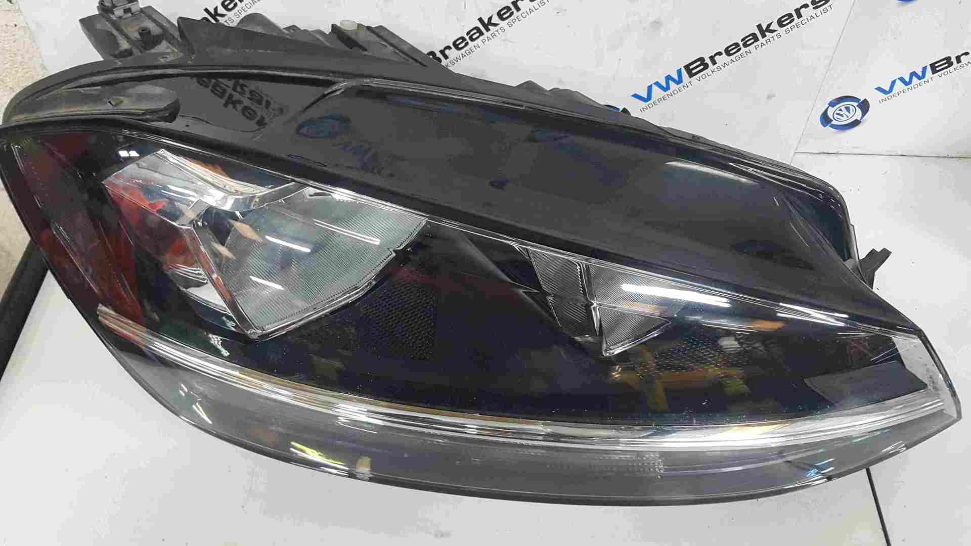 Volkswagen Golf MK7.5 2017-2020 Drivers OSF Front Headlight 5G2941006D