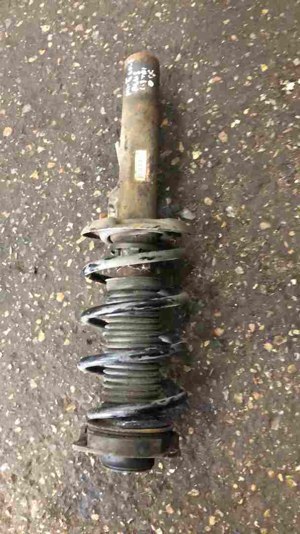 Volkswagen Golf Plus MK5 2003-2009 1.9 TDI Drivers OSF Front Spring Shock LEG