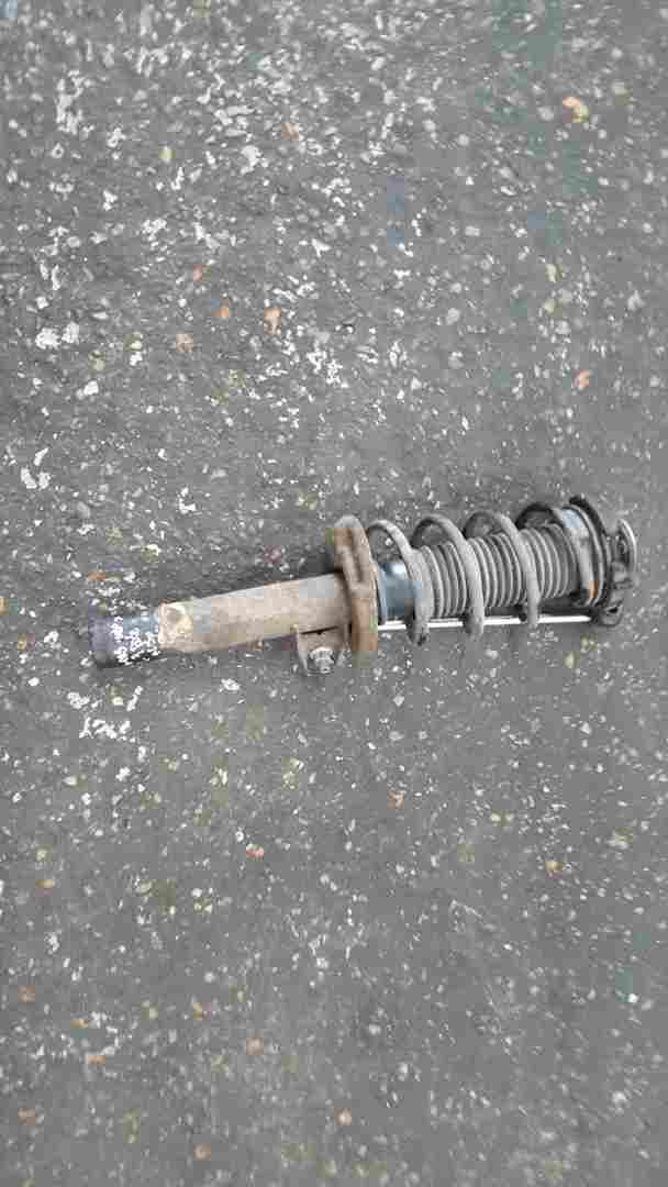 Volkswagen Golf Plus MK5 2003-2009 1.9 TDi Passenger NSF Front Spring Shock Leg