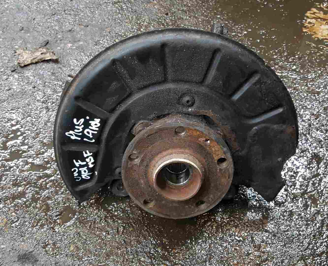 Volkswagen Golf Plus MK5 2003-2009 1.9 TDi Passenger NSF Front Wheel Hub