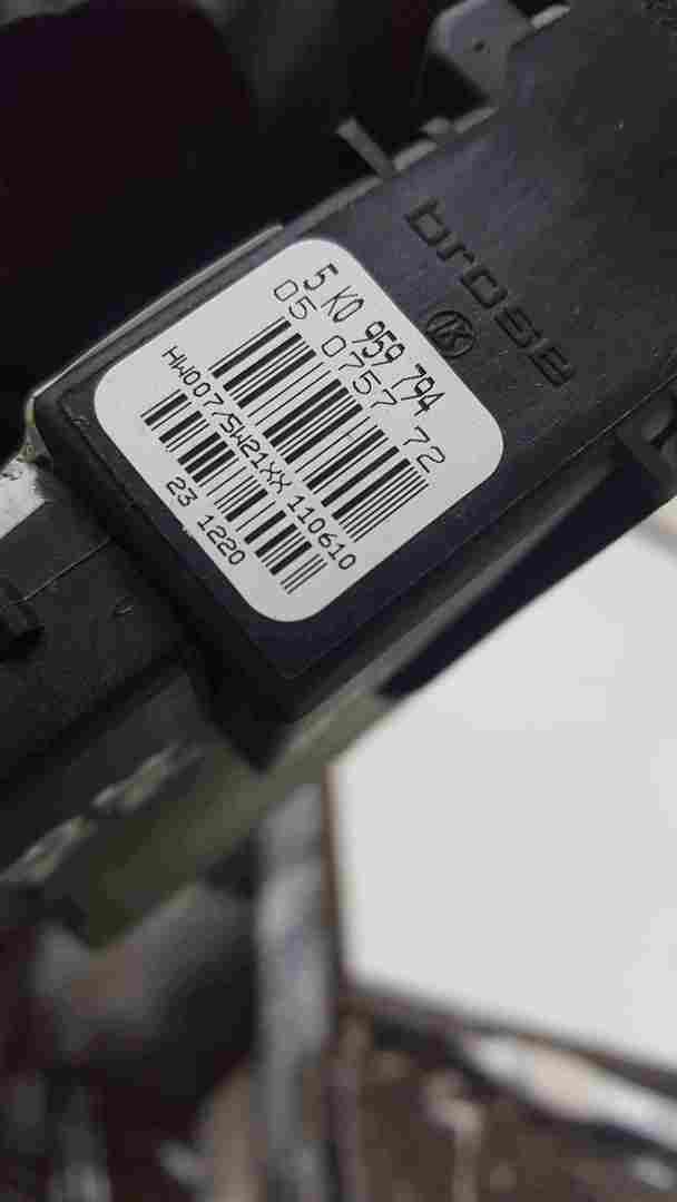 Volkswagen Golf Plus MK6 2009-2012 Drivers OSR Rear Window Motor 5M0839402F