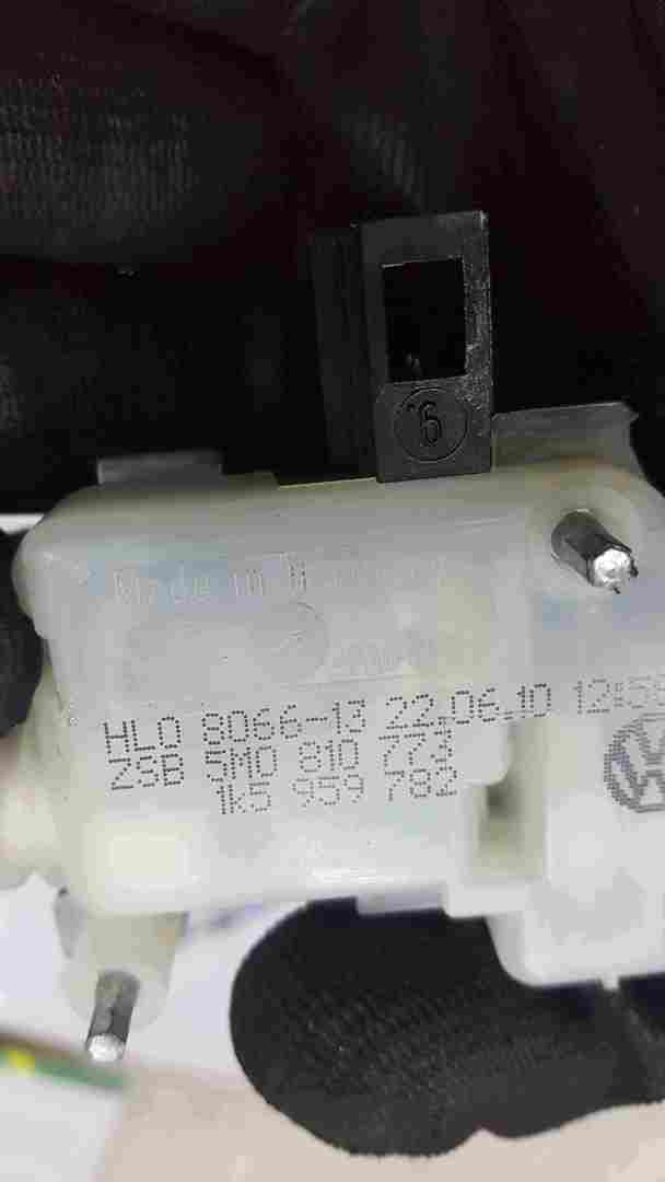 Volkswagen Golf Plus MK6 2009-2012 Fuel Flap Open Actuator Lock Solenoid