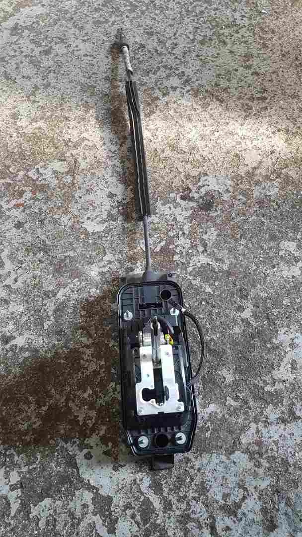 Volkswagen Golf R32 2003-2009 Automatic Gearstick Mechanism + Cable 1K2713025AB