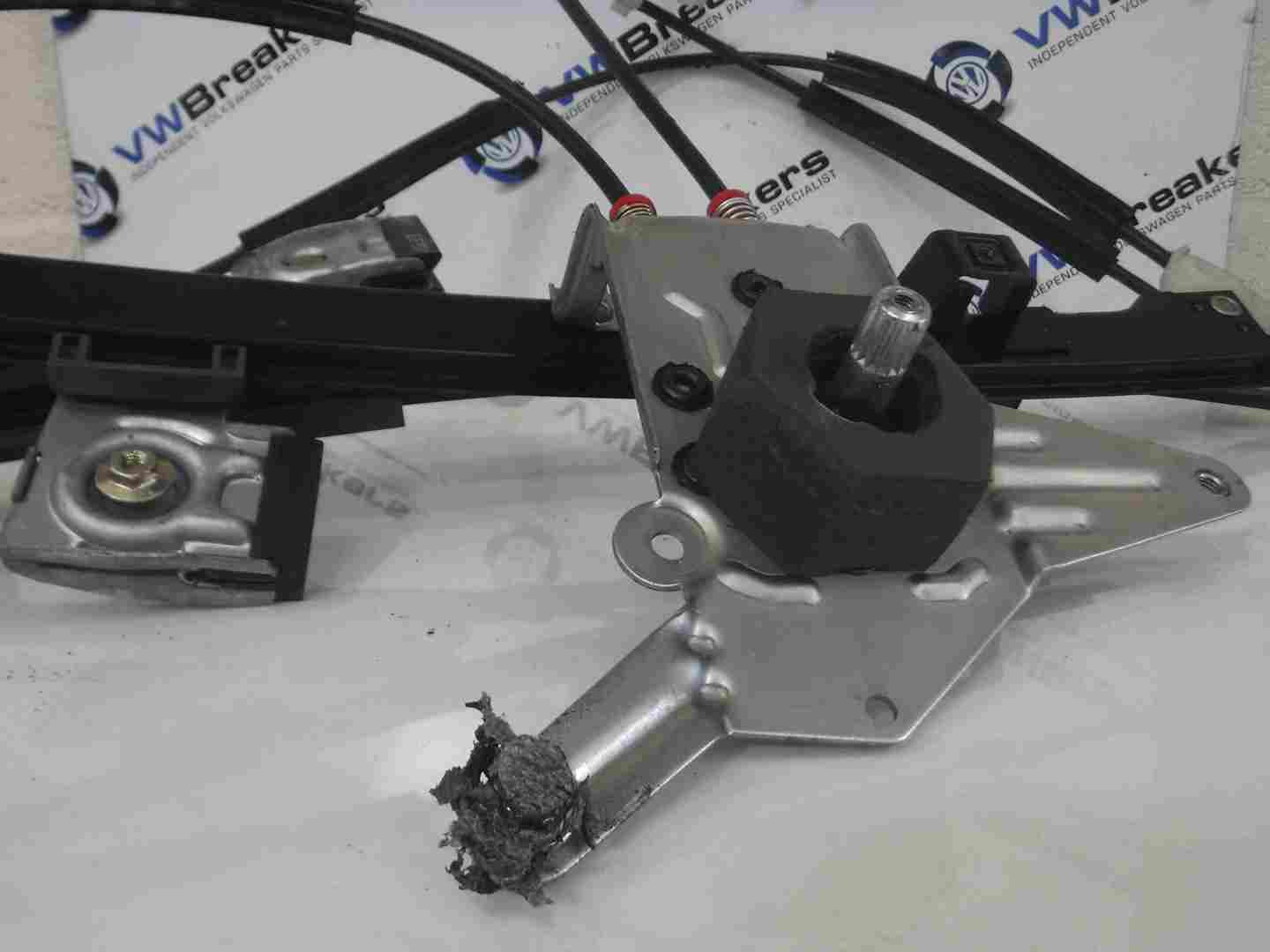 Volkswagen Lupo 1998-2005 Passenger NSF Front Window Regulator Manual