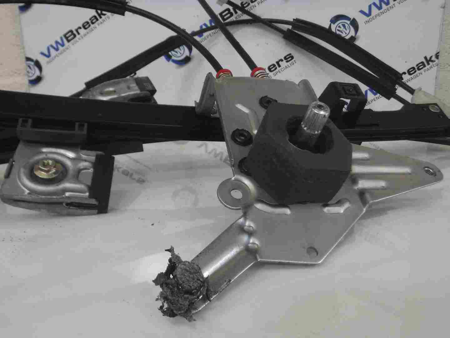 Volkswagen Lupo 1998-2005 Passenger NSF Front Window Regulator Manual -  Store - Used Volkswagen Parts UK - Volkswagen Breakers