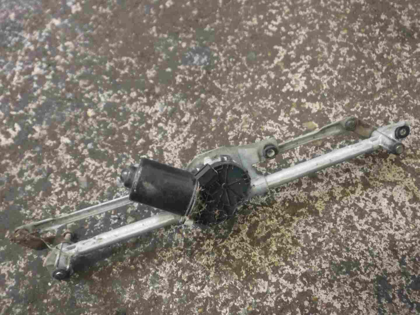 Volkswagen Lupo 1998-2005 Windscreen Wiper Motor  Linkage 6X2955023C