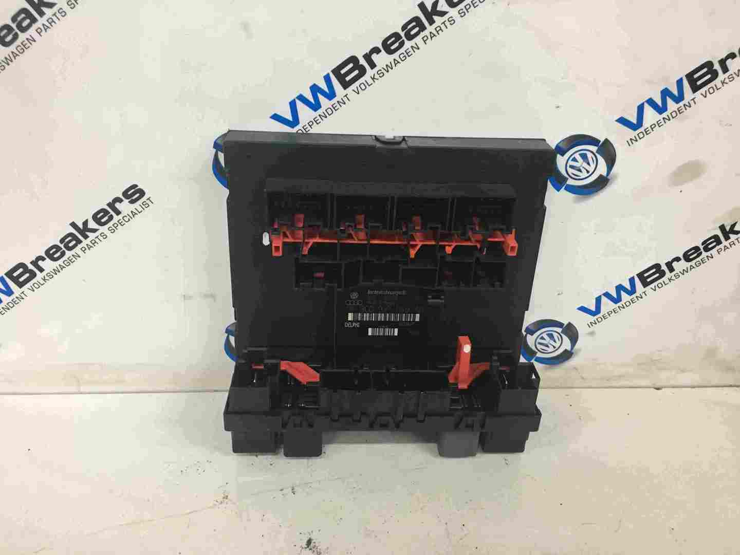 Volkswagen MK5 Golf Plus 2003-2009 Body Control Relay Unit + Fuses 3C0937049ad