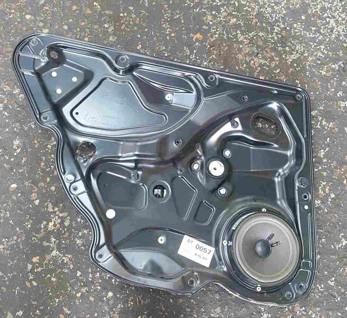 Volkswagen Passat Estate B6 2005-2010 Passenger NSR Rear Window Regulator