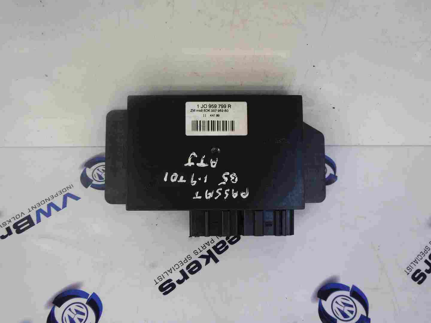 Volkswagen Passat 1996-2000 B5 Body Control Module 1J0959799R
