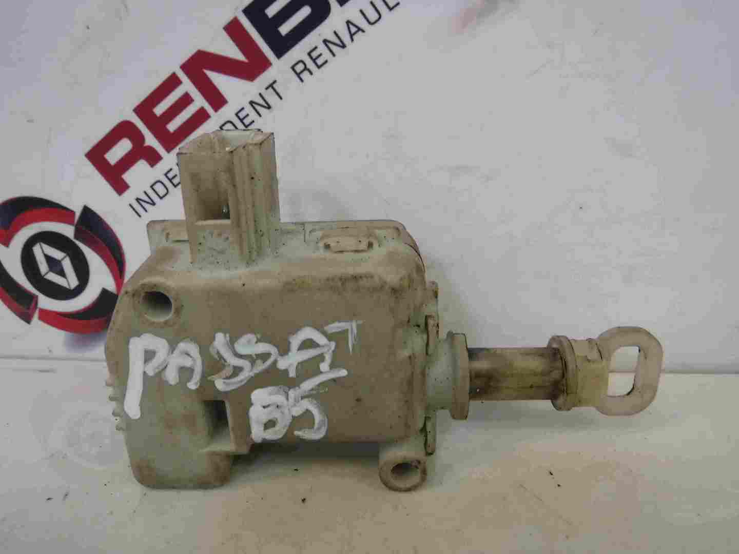 Volkswagen Passat 1996-2000 Fuel Lock Solenoid
