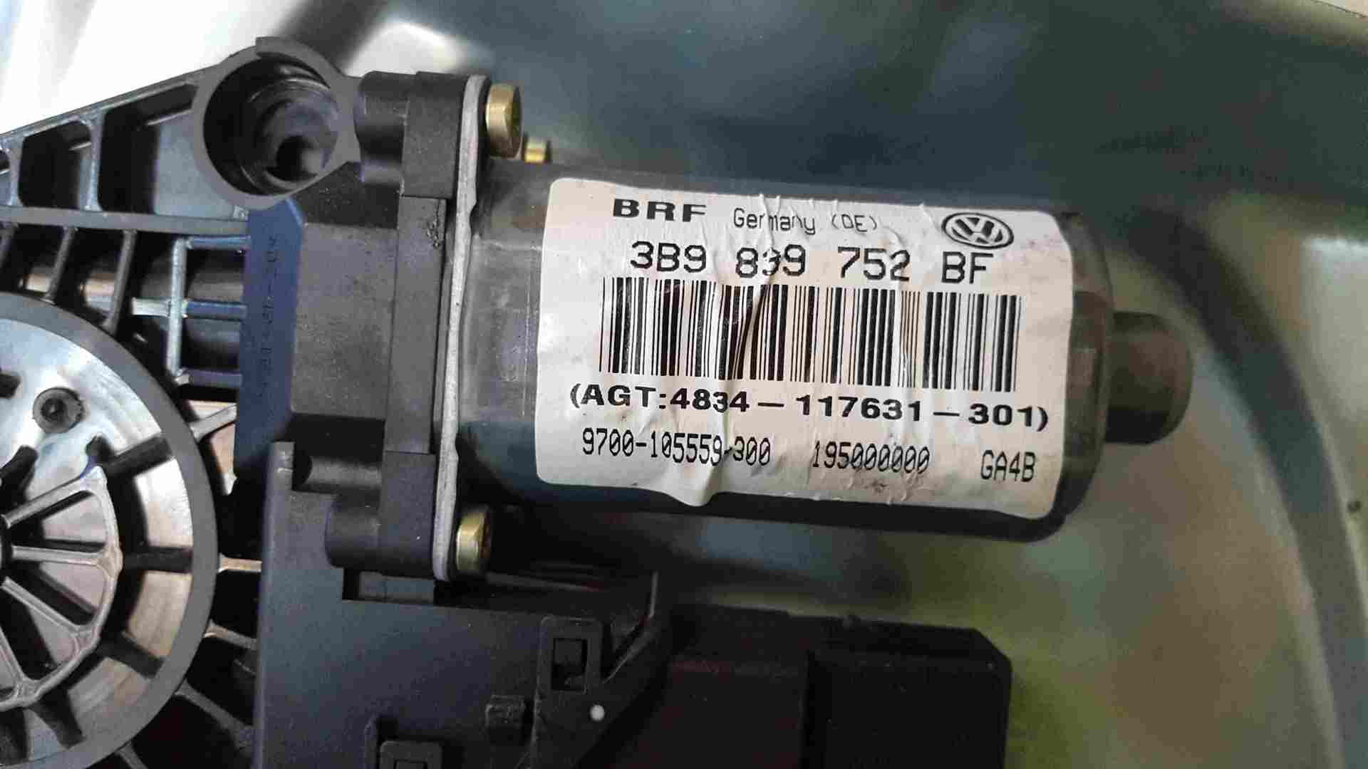 Volkswagen Passat B5.5 2001-2005 Drivers OSR Rear Window Motor Regulator