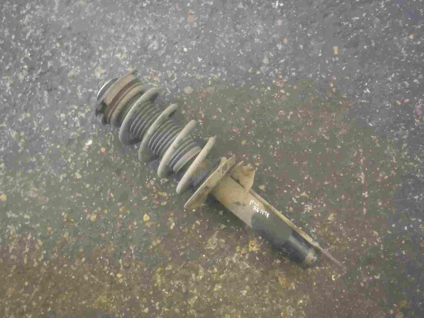 Volkswagen Passat B6 2005-2010 1.9 TDi Passenger NSF Front Spring Strut Leg