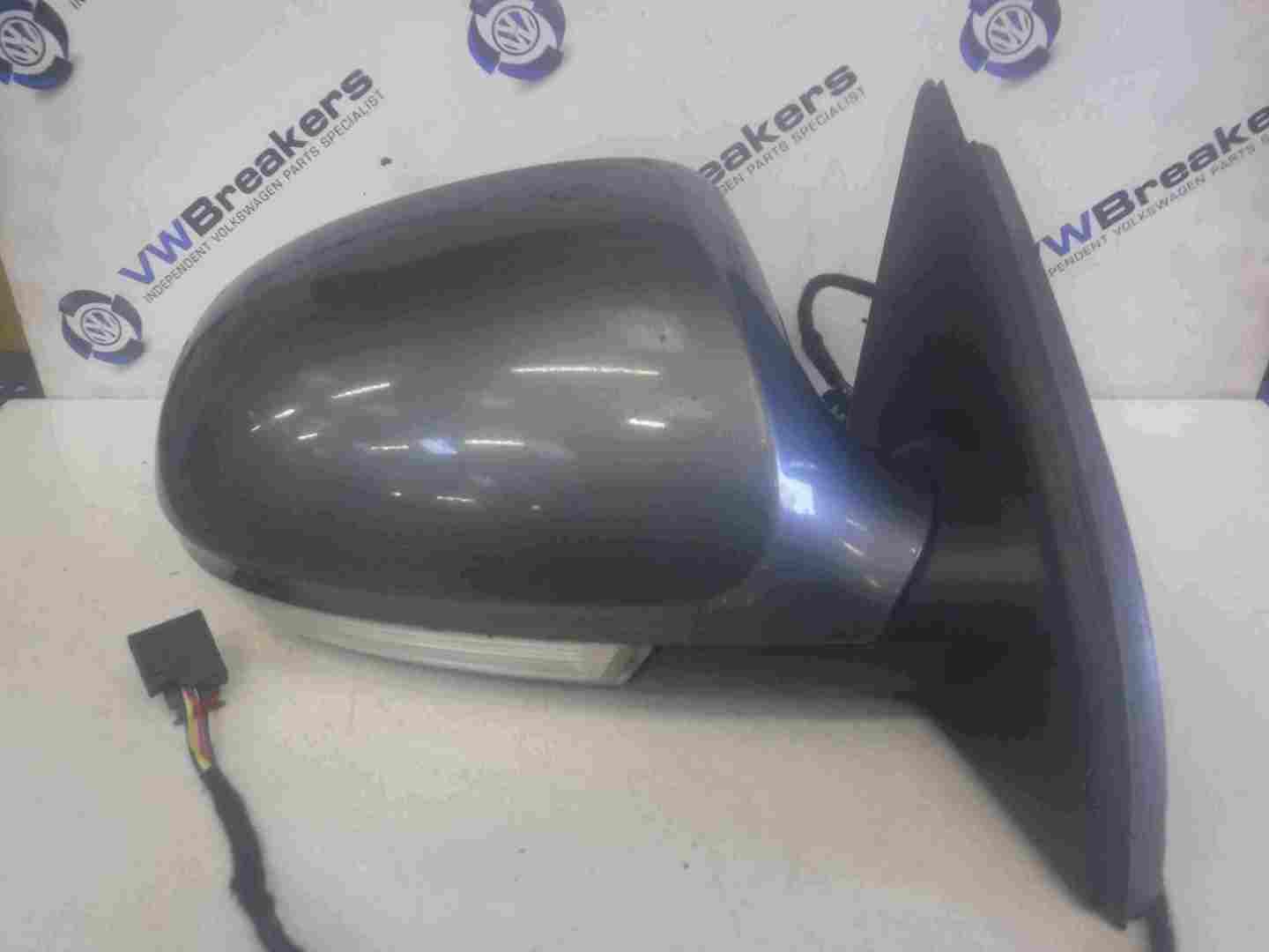 Volkswagen Passat B6 2005-2010 Drivers OS Wing Mirror Grey LA7T